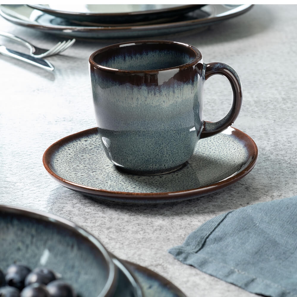 Villeroy und Boch Kaffeeuntertasse Lave gris. Stimmungsbild.