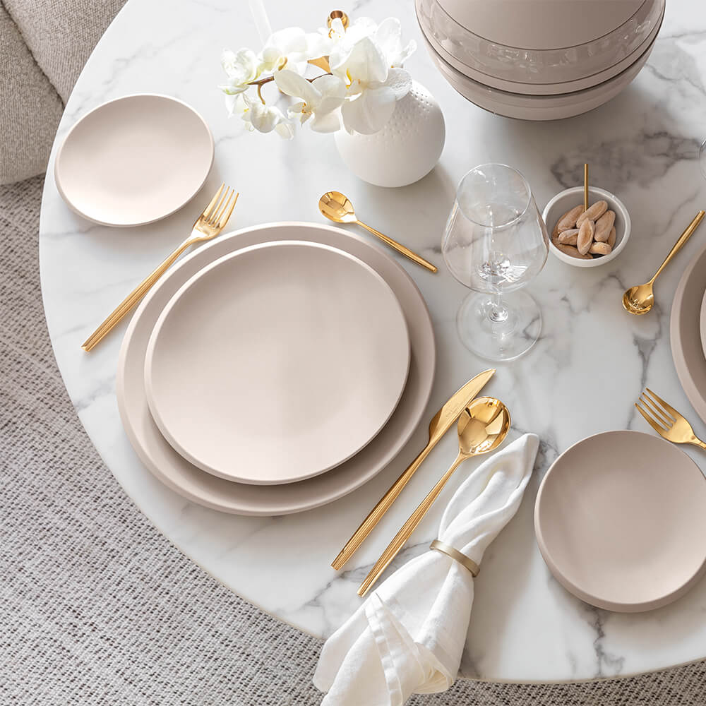 Villeroy und Boch Brotteller NewMoon beige. Stimmungsbild.